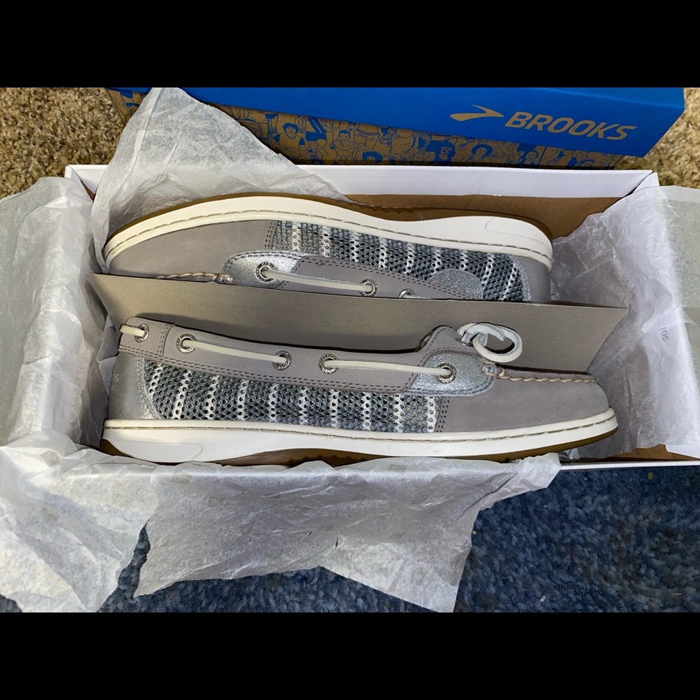 Gray Sperry’s for sale!